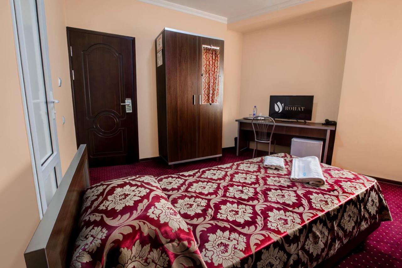 Rohat Hotel Chilonzor 塔什干 外观 照片