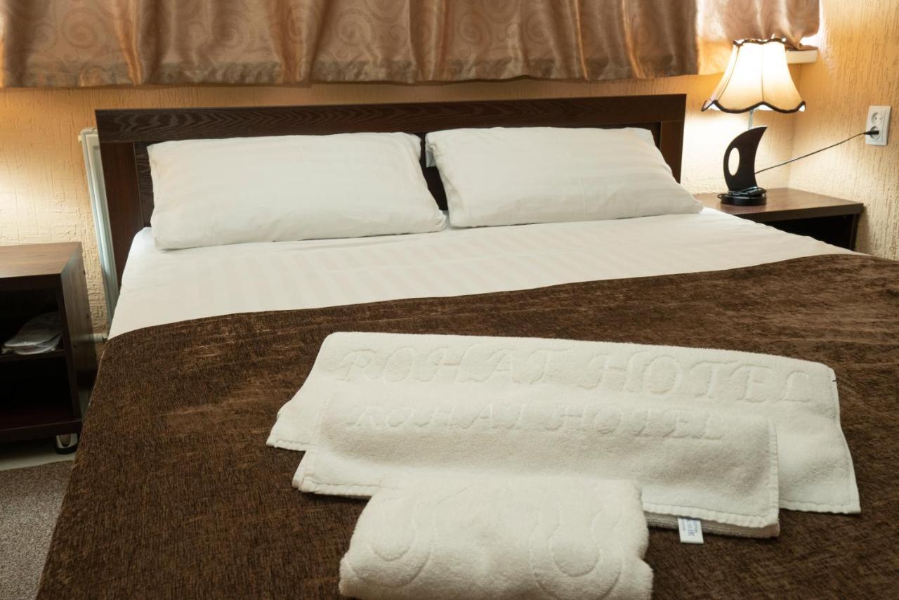 Rohat Hotel Chilonzor 塔什干 外观 照片