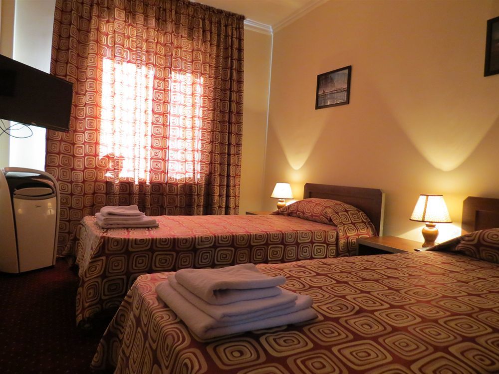 Rohat Hotel Chilonzor 塔什干 外观 照片